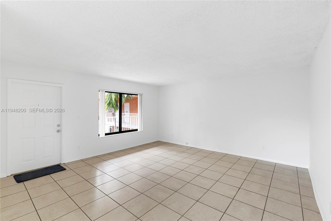 6900 SW 39th St, Unit 208J, Davie, FL 33314 Photo