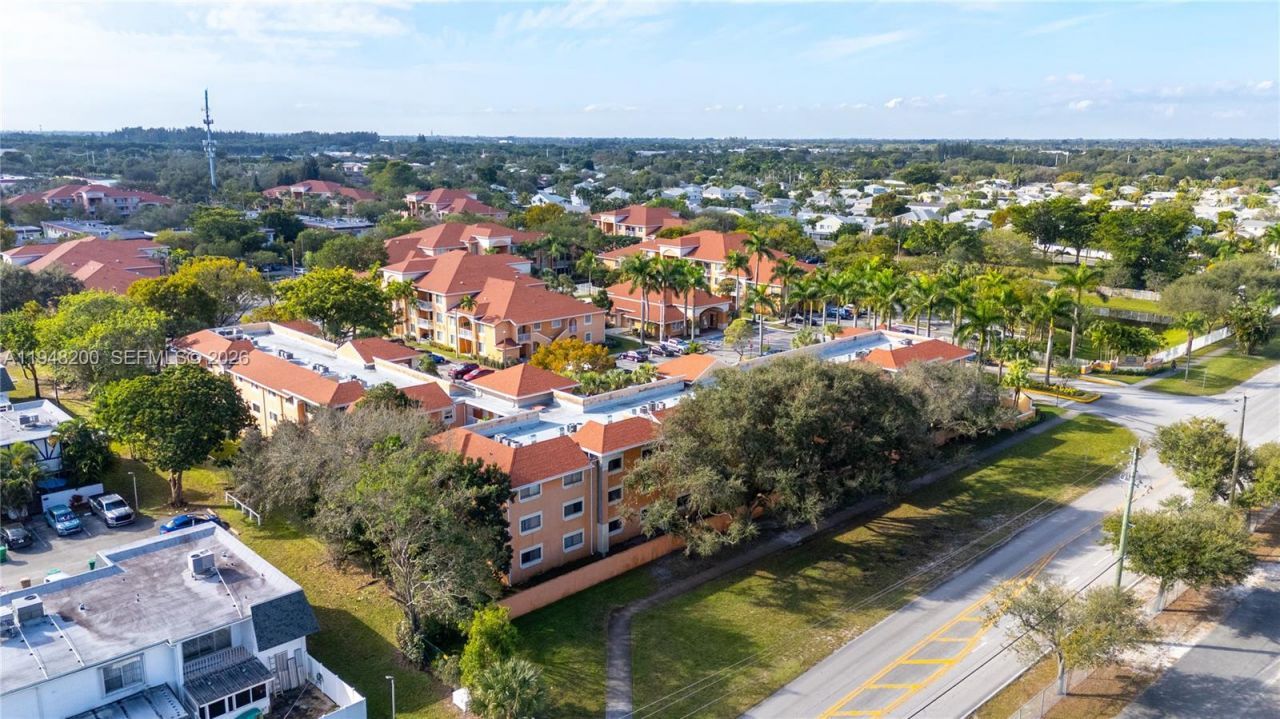 6900 SW 39th St, Unit 208J, Davie, FL 33314 Photo