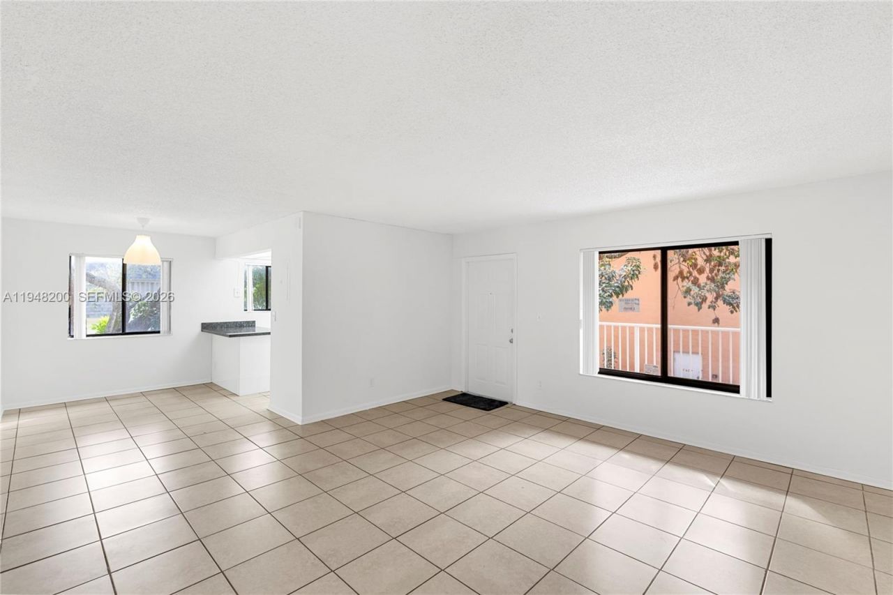 6900 SW 39th St, Unit 208J, Davie, FL 33314 Photo