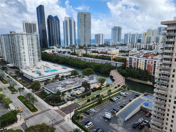 251 174th St , Unit 2110, Sunny Isles Beach, FL 33160