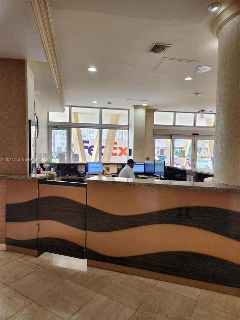 251 174th St, Unit 2110, Sunny Isles Beach, FL 33160 Photo