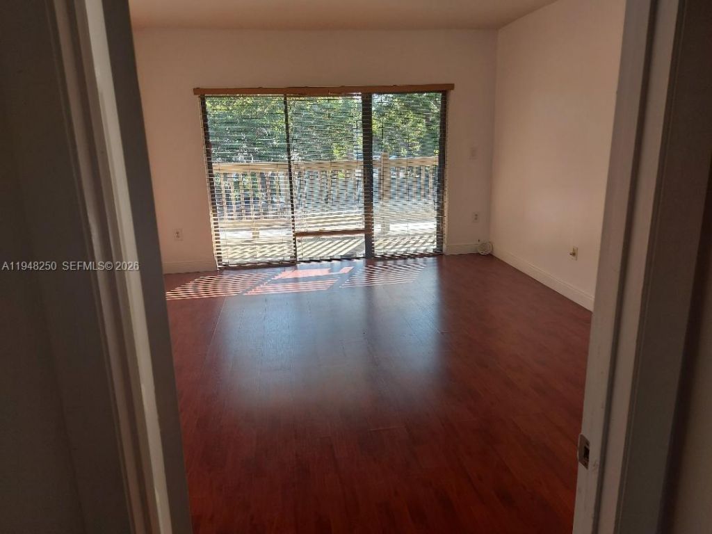 20033 NE 2nd Pl, Miami, FL 33179 Photo