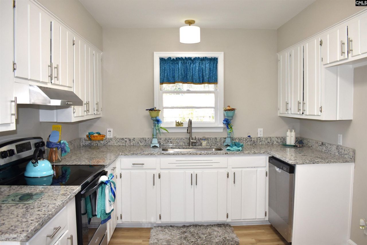 813 Greenlawn Drive Photo 21