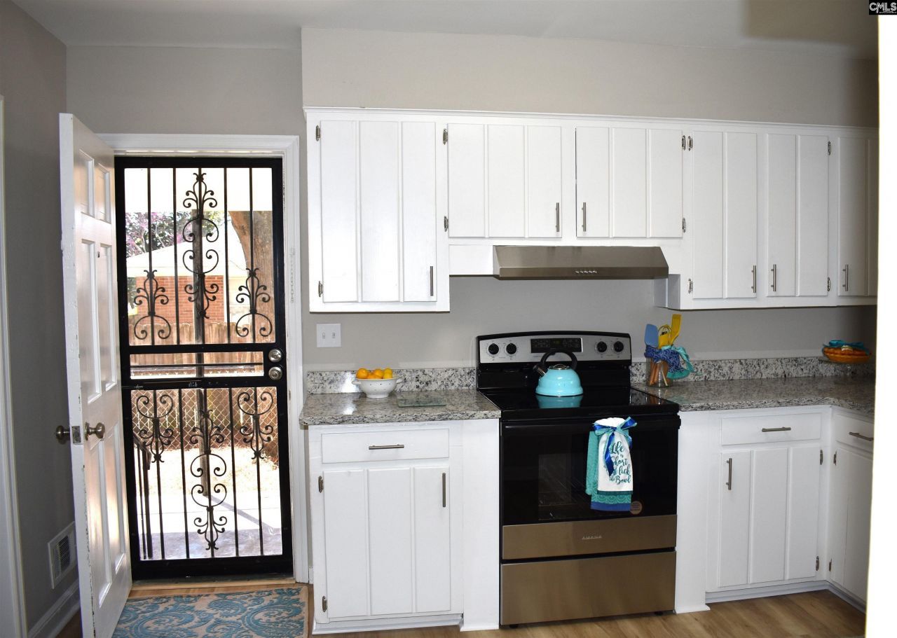 813 Greenlawn Drive Photo 25