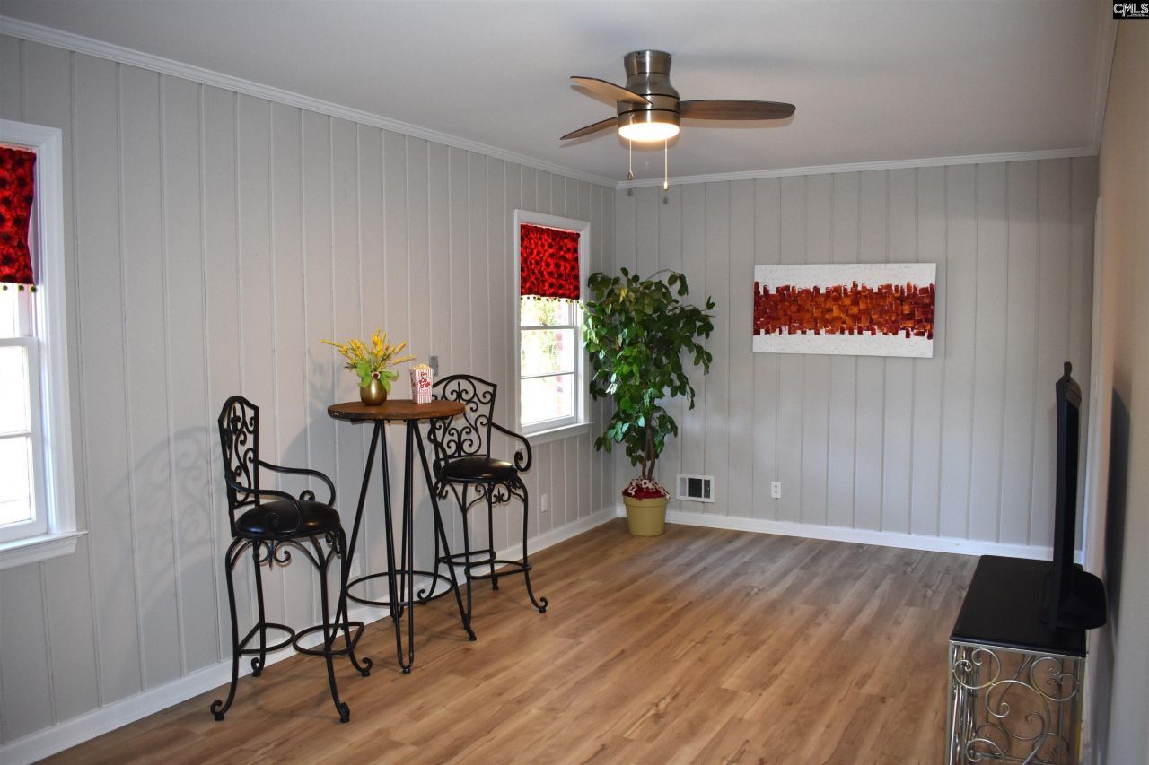 813 Greenlawn Drive Photo 26