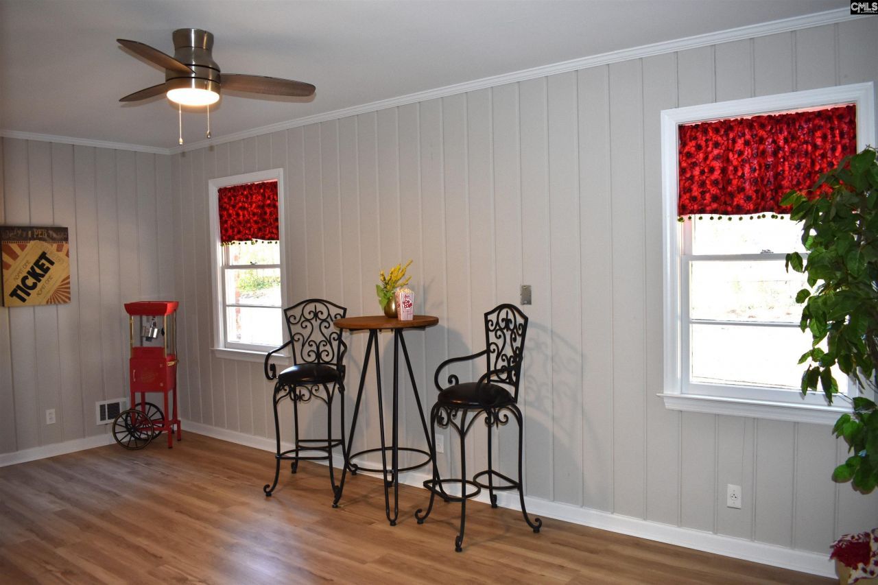 813 Greenlawn Drive Photo 27