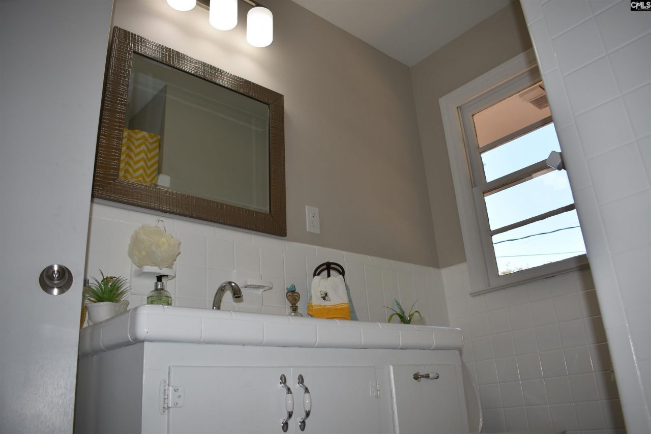 813 Greenlawn Drive Photo 39