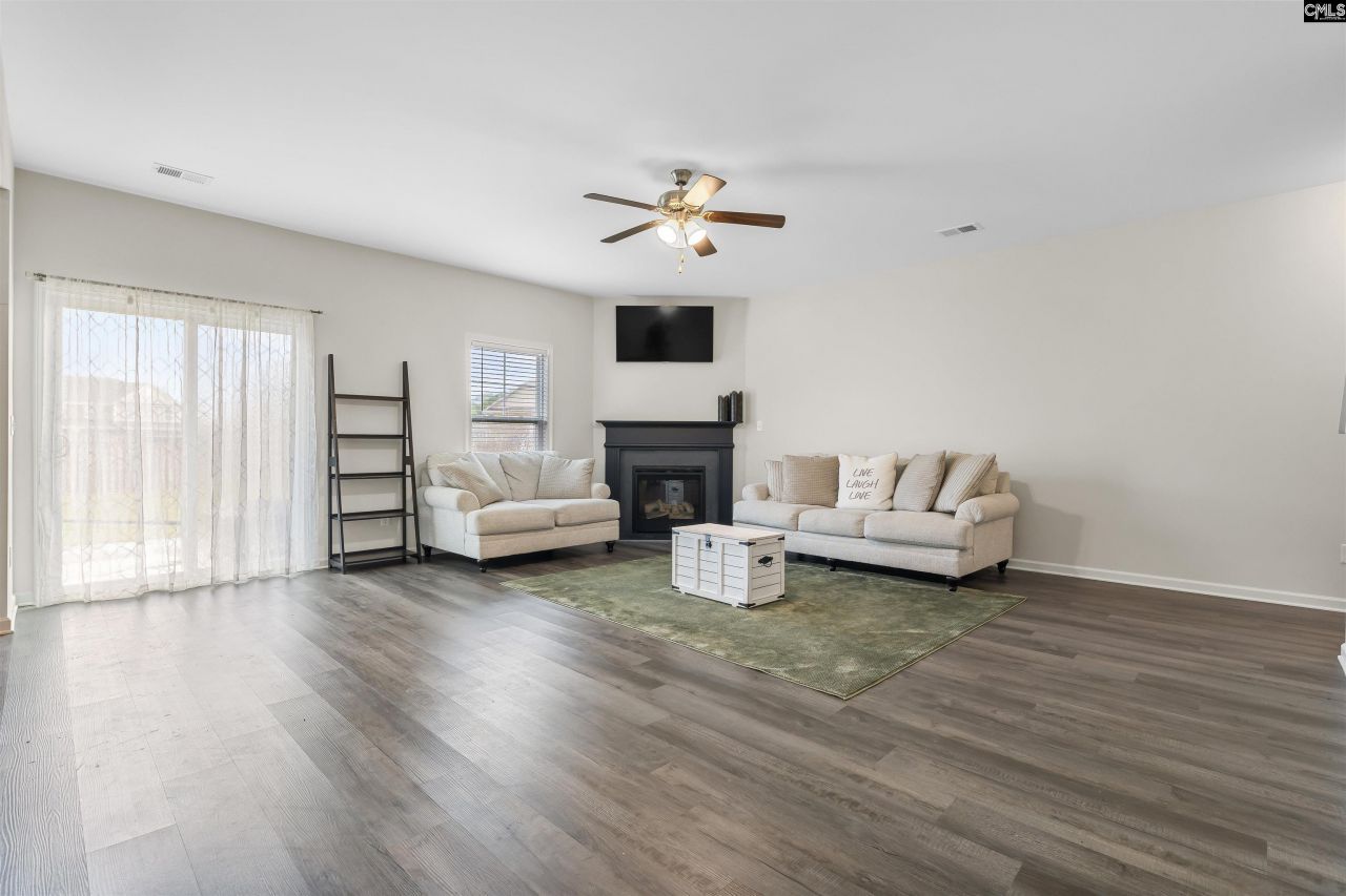 3060 Matthews Drive  Photo 12