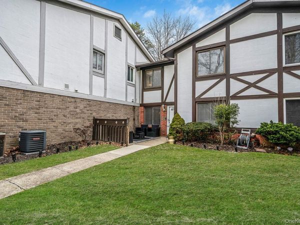 202 Birchwood Road, Medford, NY 11763