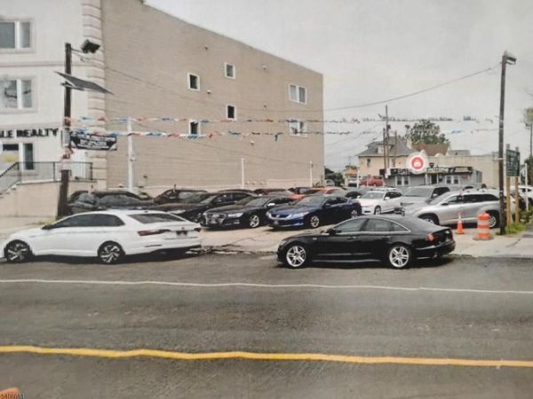 32 Washington Ave, Belleville, NJ 07109