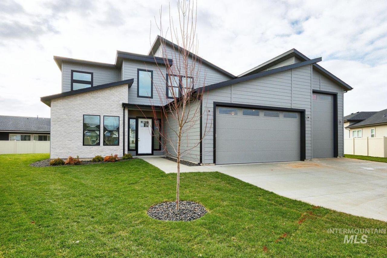 1419 W Morganite, Kuna, ID 83634 Main Photo