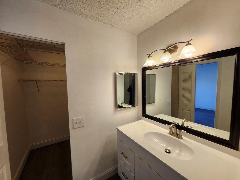 9421 NW 15th Street, Pembroke Pines, FL 33024 Photo