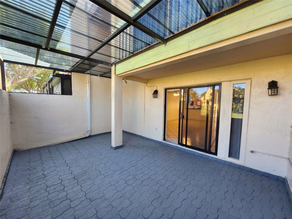 9421 NW 15th Street, Pembroke Pines, FL 33024 Photo