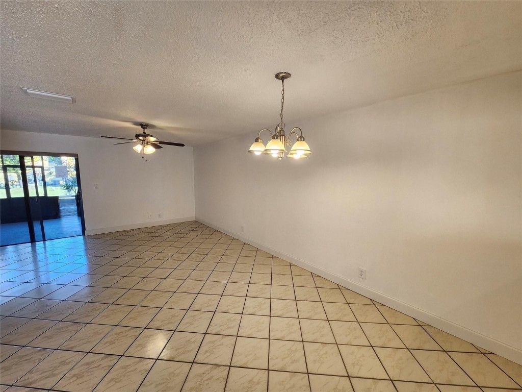 9421 NW 15th Street, Pembroke Pines, FL 33024 Photo