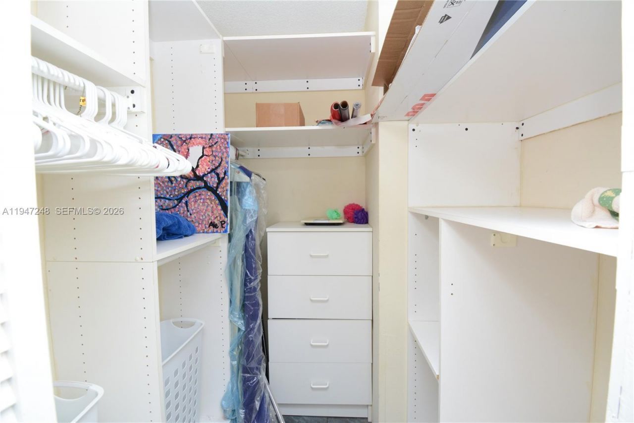 13935 SW 84th St, Unit 905, Miami, FL 33183 Photo