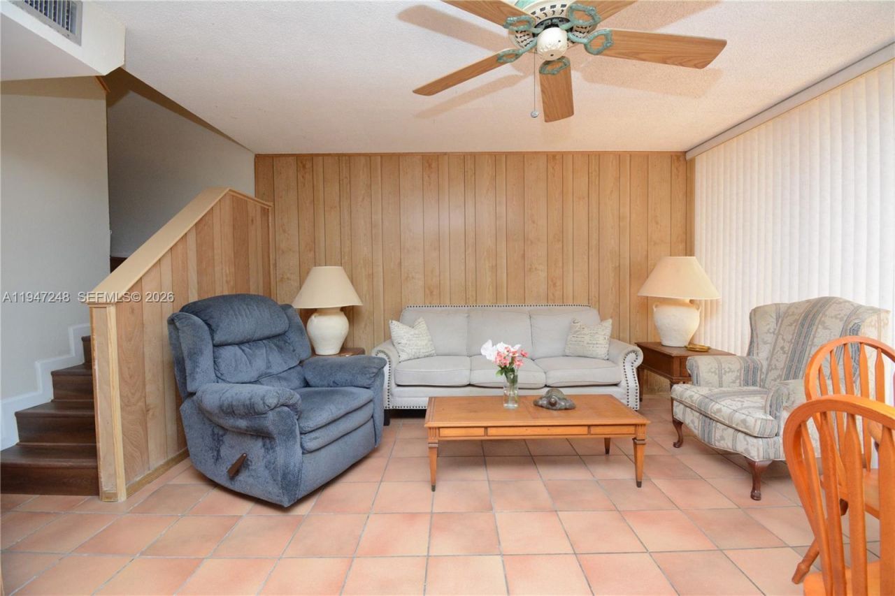 13935 SW 84th St, Unit 905, Miami, FL 33183 Photo