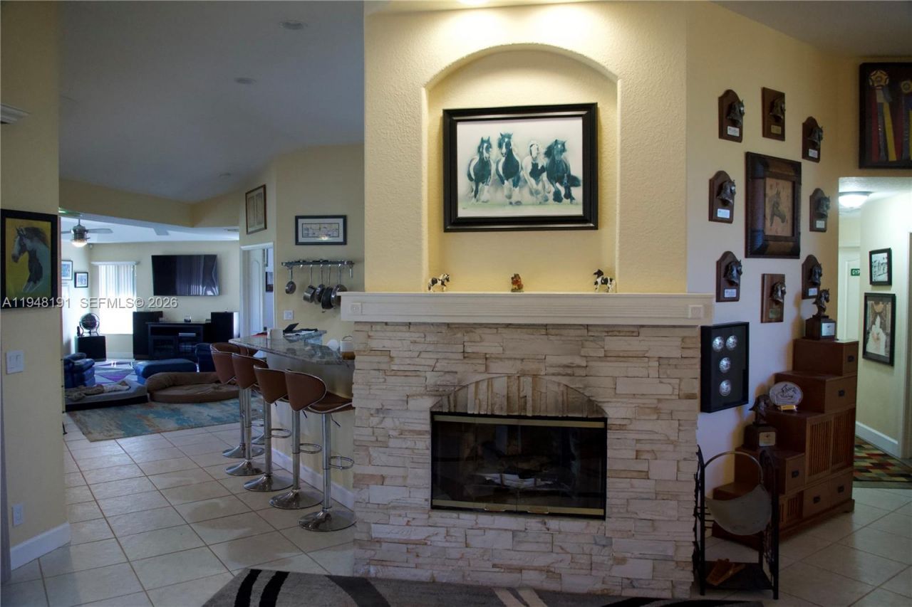 2564 Deer Run Trl, Loxahatchee, FL 33470 Photo