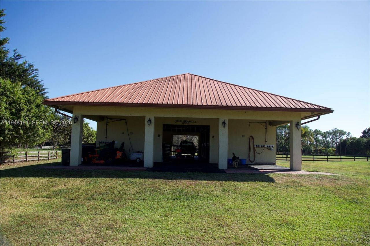 2564 Deer Run Trl, Loxahatchee, FL 33470 Photo