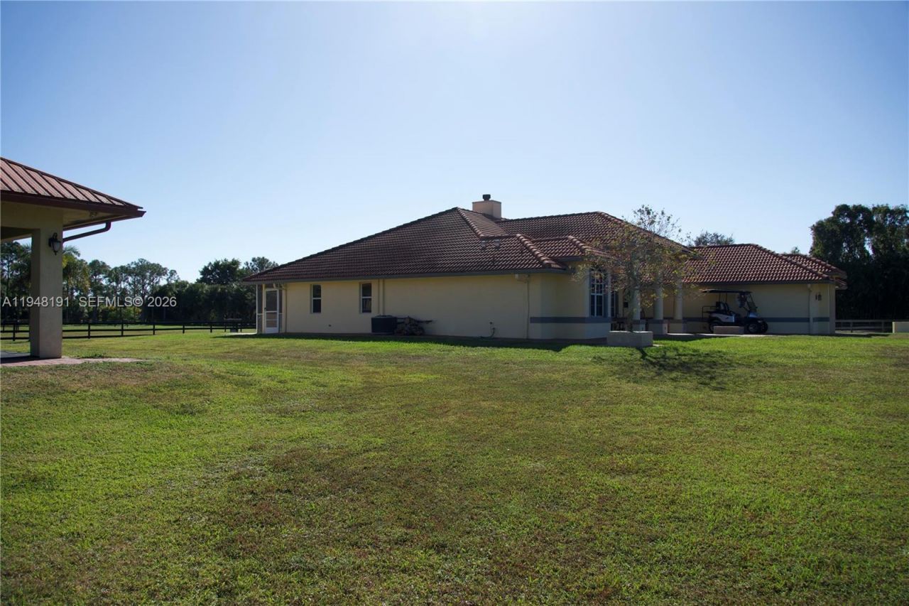 2564 Deer Run Trl, Loxahatchee, FL 33470 Photo