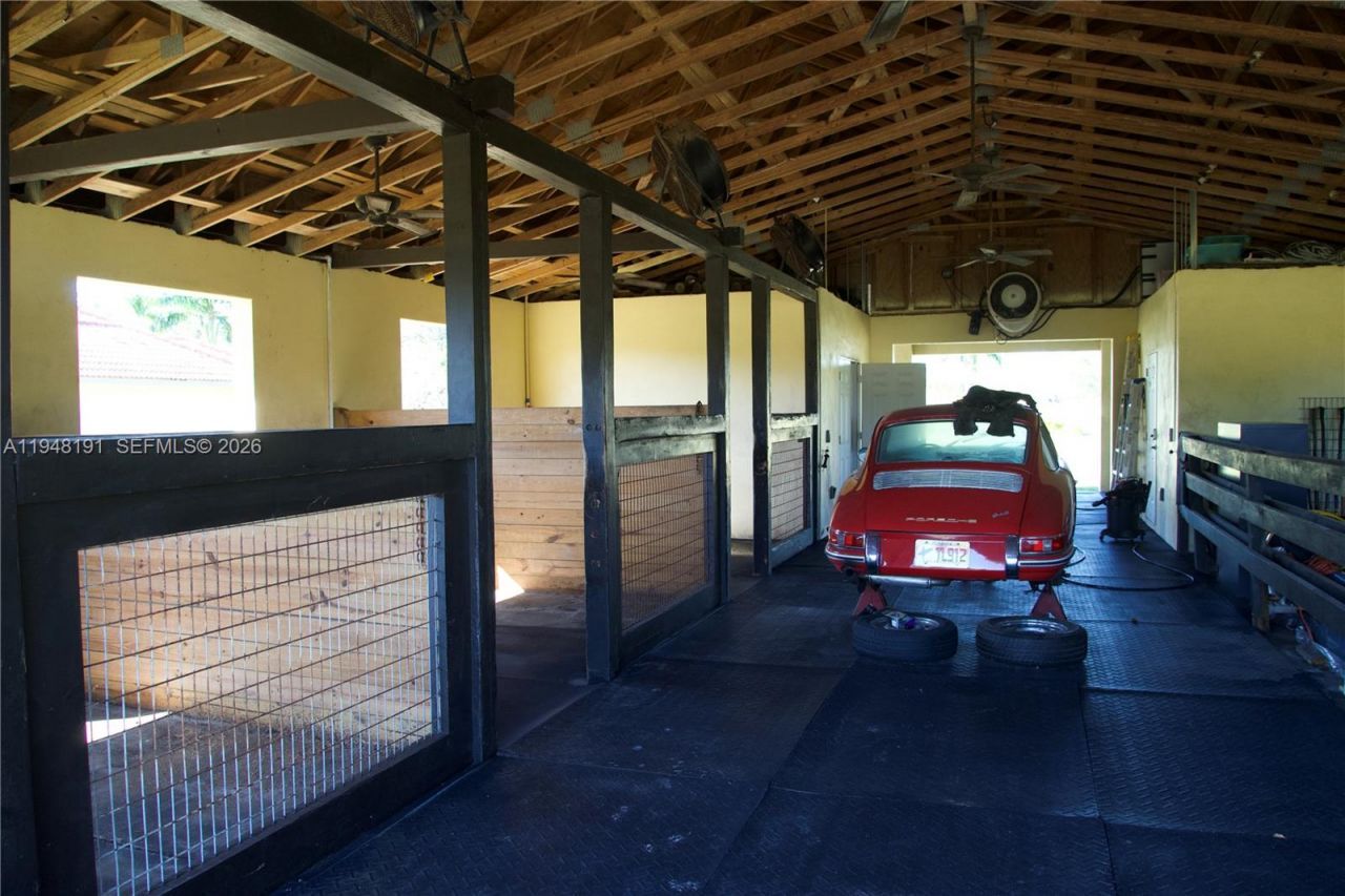 2564 Deer Run Trl, Loxahatchee, FL 33470 Photo