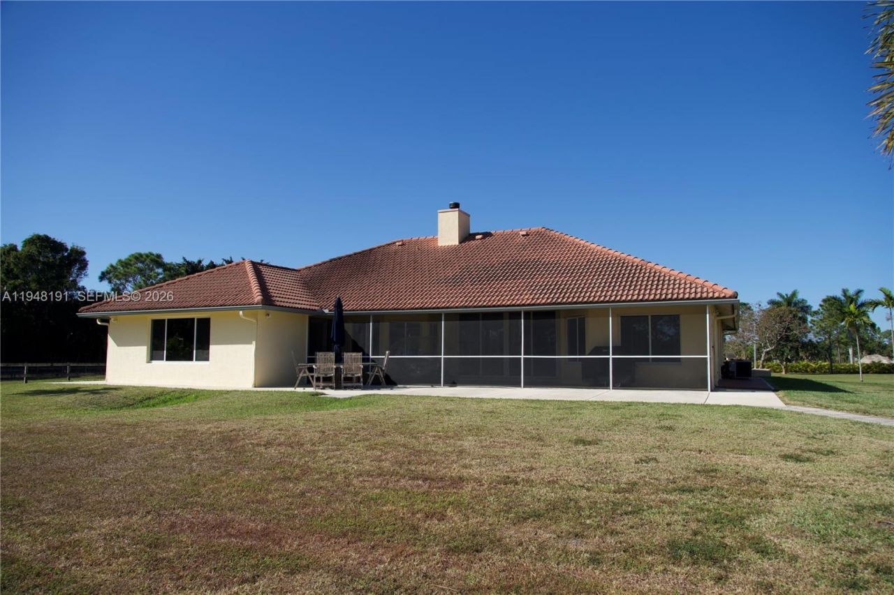 2564 Deer Run Trl, Loxahatchee, FL 33470 Photo