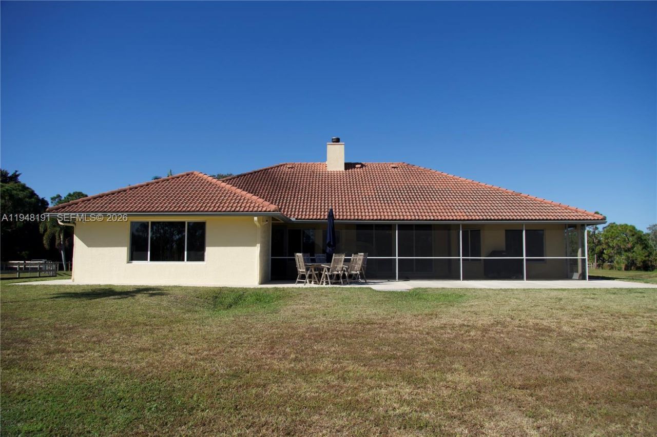 2564 Deer Run Trl, Loxahatchee, FL 33470 Photo