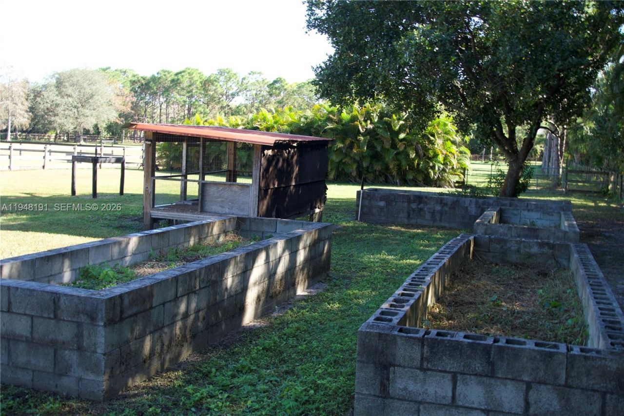 2564 Deer Run Trl, Loxahatchee, FL 33470 Photo