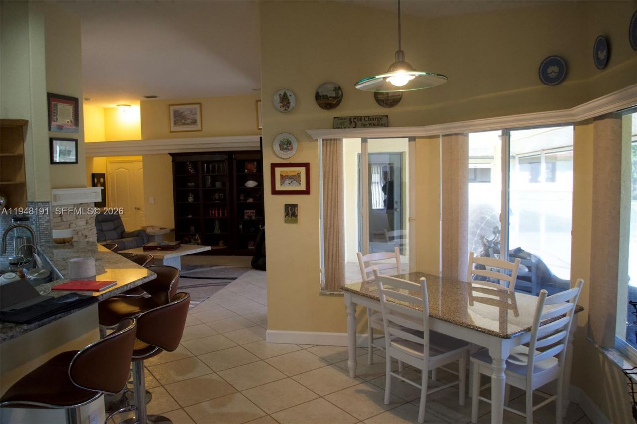 2564 Deer Run Trl, Loxahatchee, FL 33470 Photo