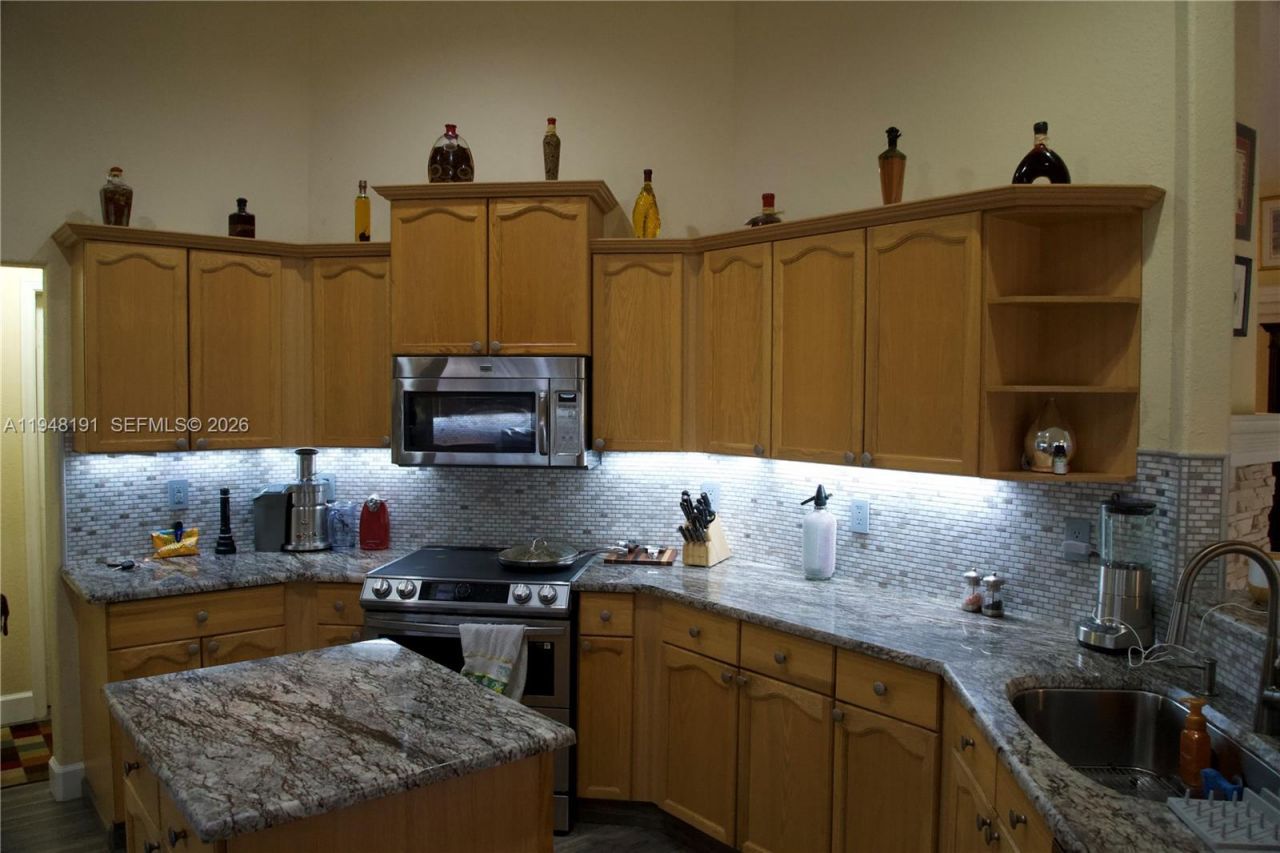 2564 Deer Run Trl, Loxahatchee, FL 33470 Photo