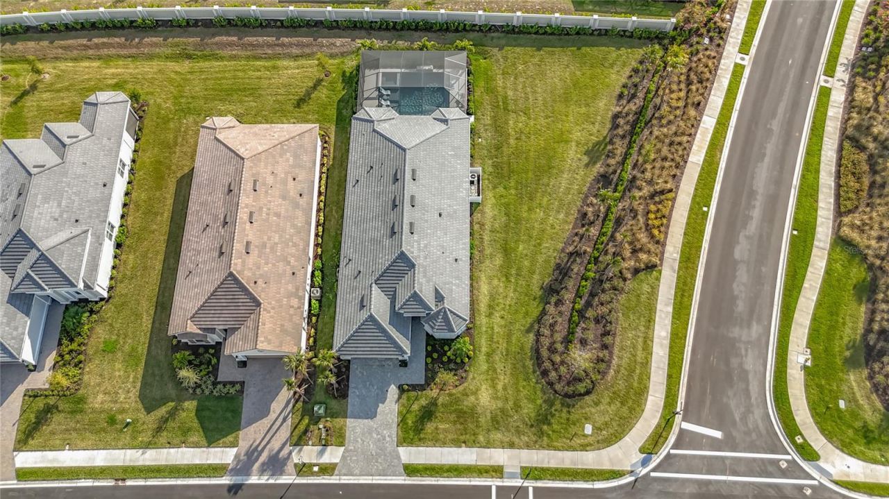 16306 Isola Pl, Lakewood Ranch, FL 34211 Photo
