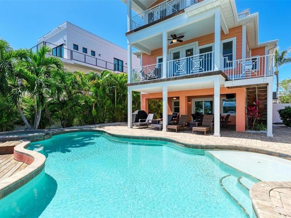 203 N HARBOR DRIVE, HOLMES BEACH, FL 34217