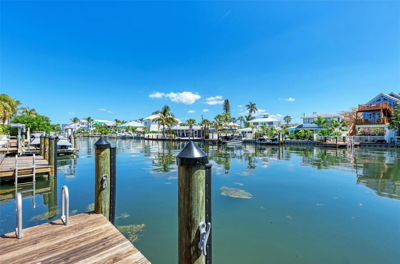 203 N Harbor Drive, Holmes Beach, FL 34217 Photo