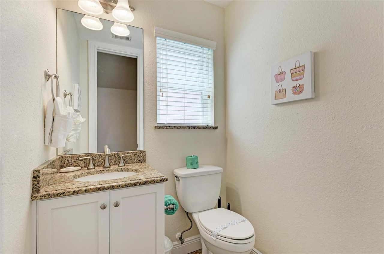 203 N Harbor Drive, Holmes Beach, FL 34217 Photo