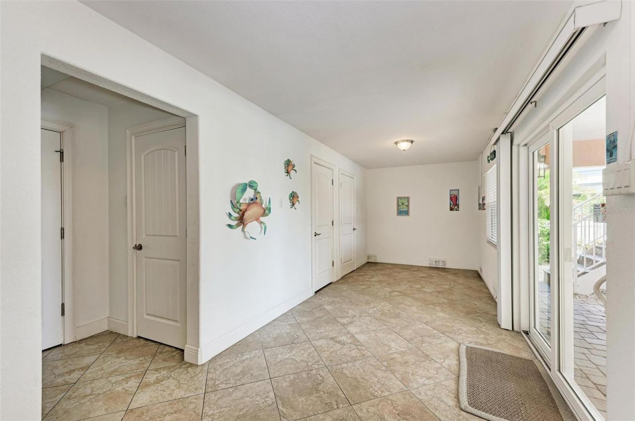 203 N Harbor Drive, Holmes Beach, FL 34217 Photo
