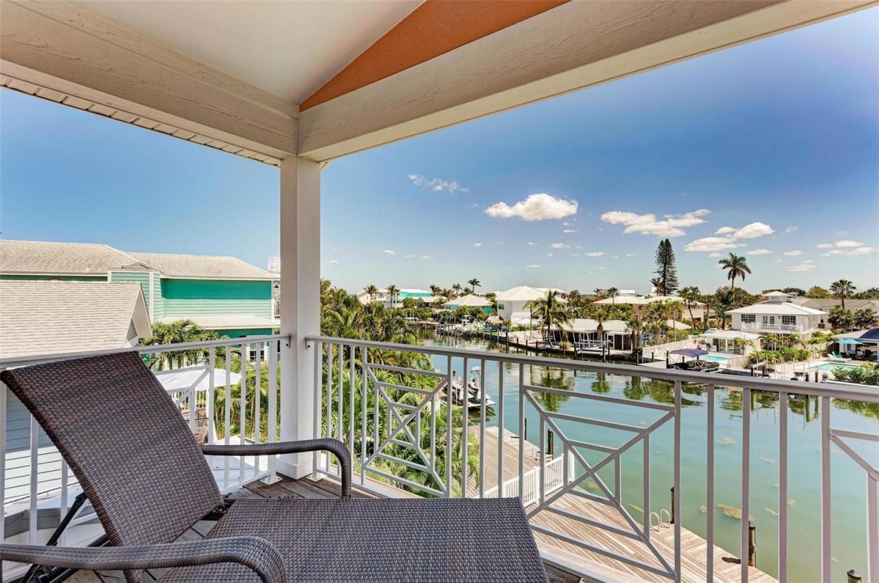 203 N Harbor Drive, Holmes Beach, FL 34217 Photo