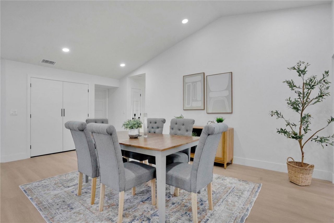 2894 Rollingwood Court, Clearwater, FL 33761 Photo