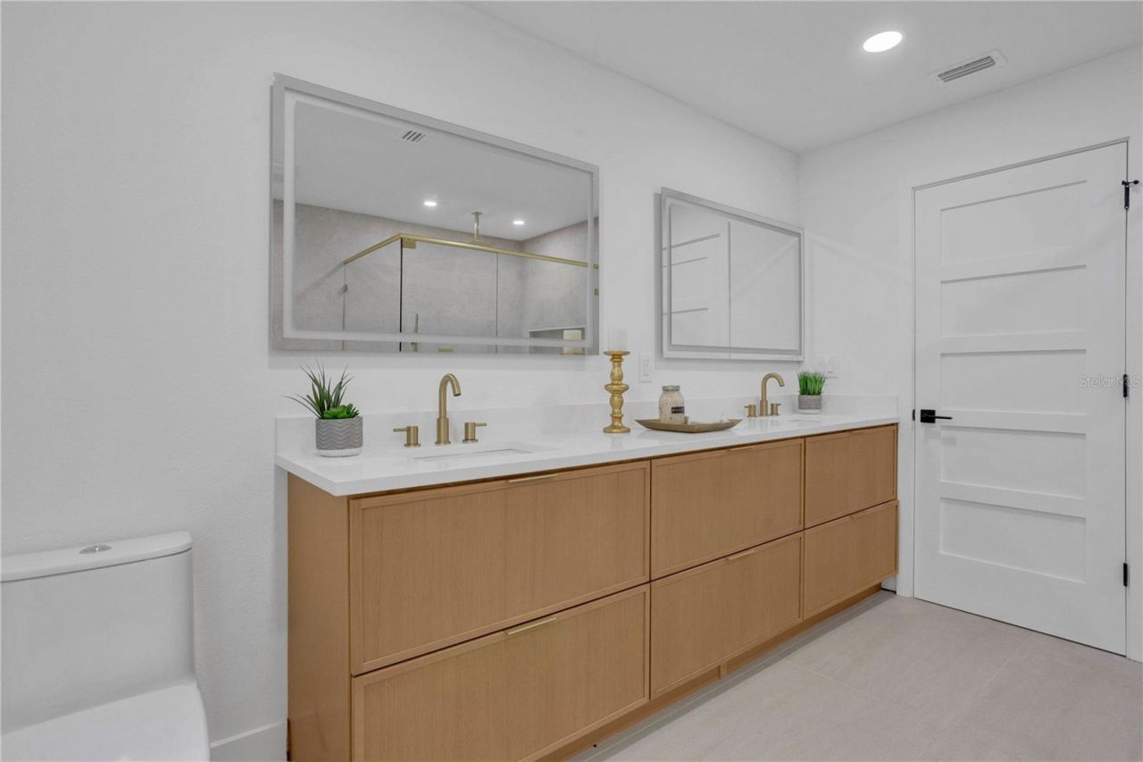 2894 Rollingwood Court, Clearwater, FL 33761 Photo