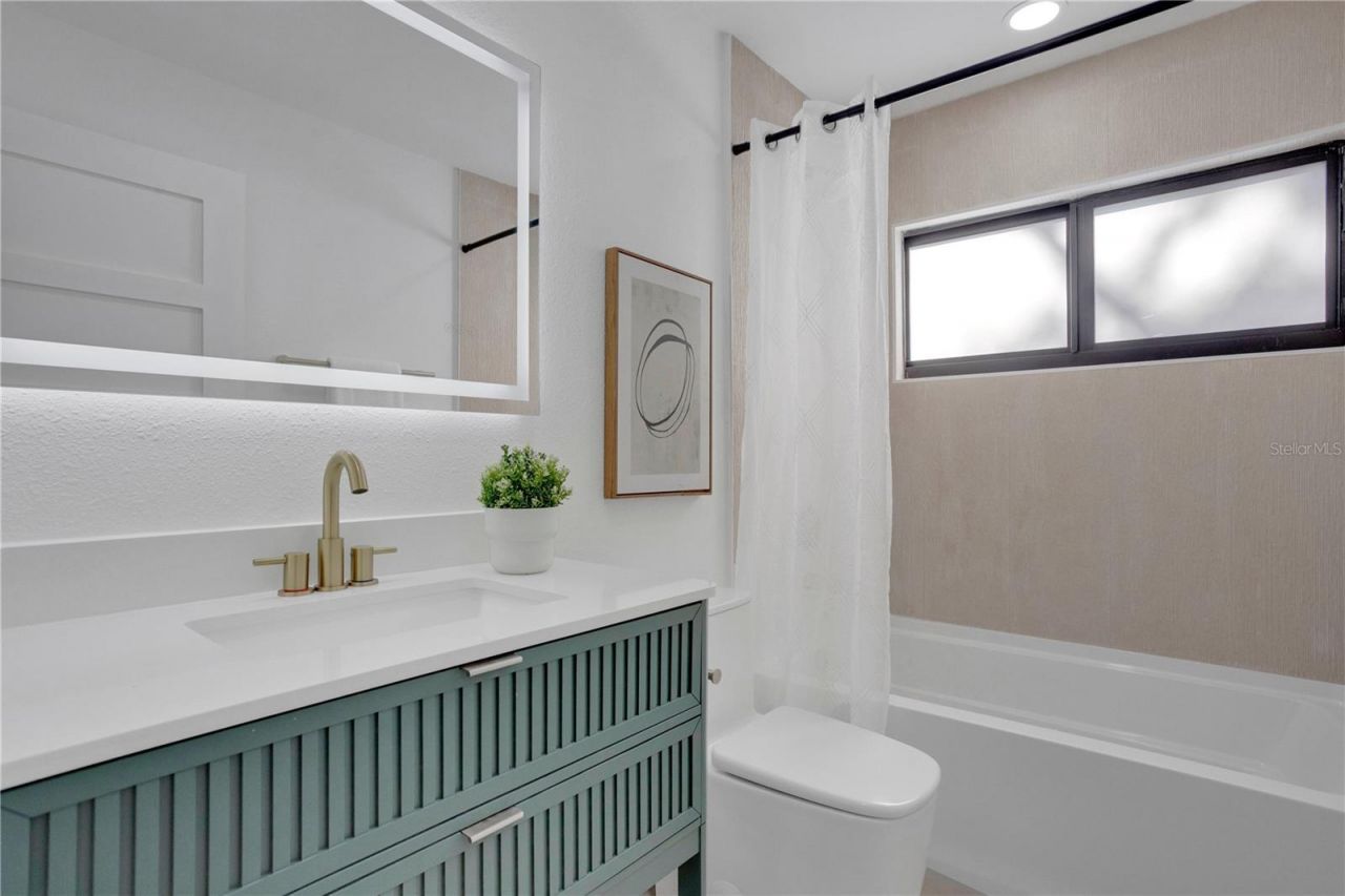 2894 Rollingwood Court, Clearwater, FL 33761 Photo