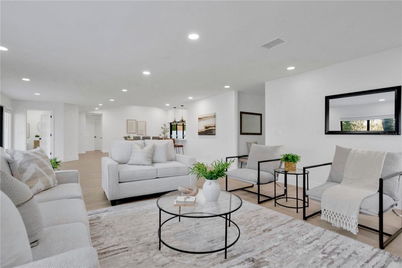 2894 Rollingwood Court, Clearwater, FL 33761 Photo