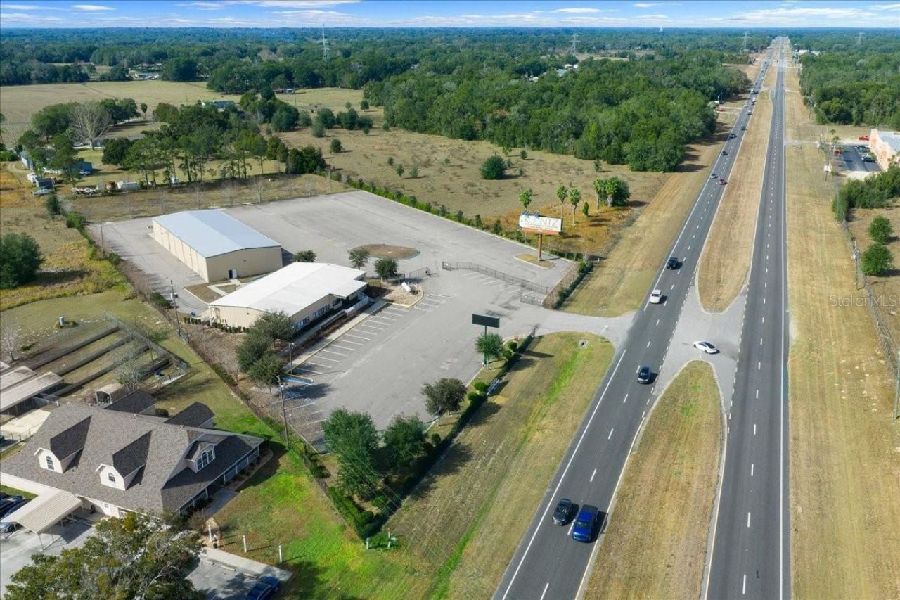 13866 S Us Highway 441 Highway, Summerfield, FL 34491 Photo
