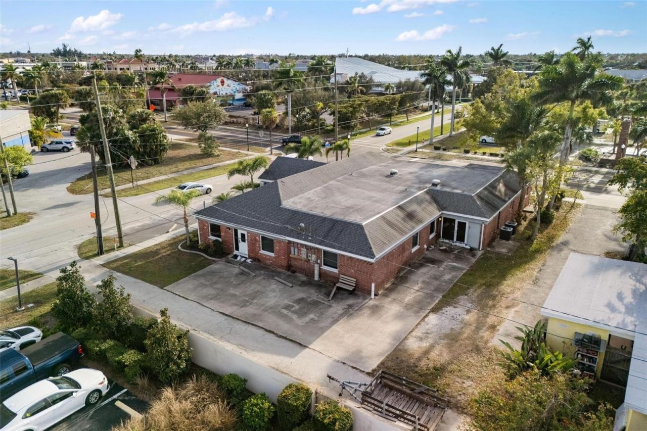 128 W Charlotte Avenue, Punta Gorda, FL 33950 Photo