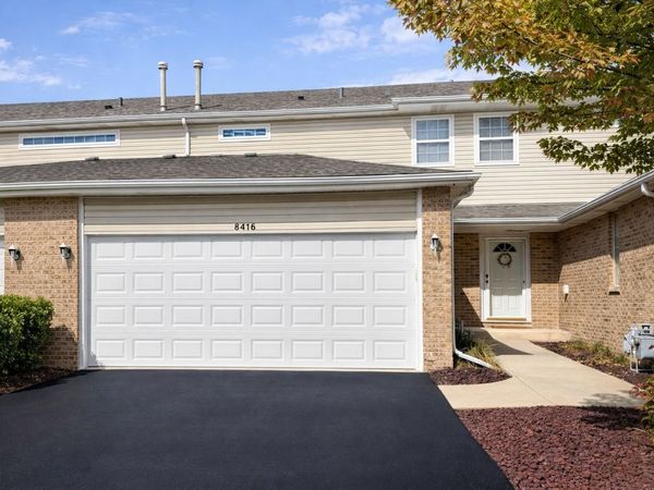 8416 Stratford Drive, Tinley Park, IL 60487