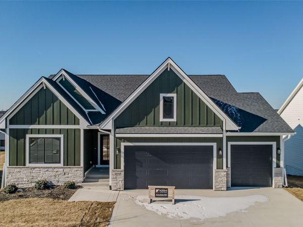 4654 178th Street, Urbandale, IA 50323