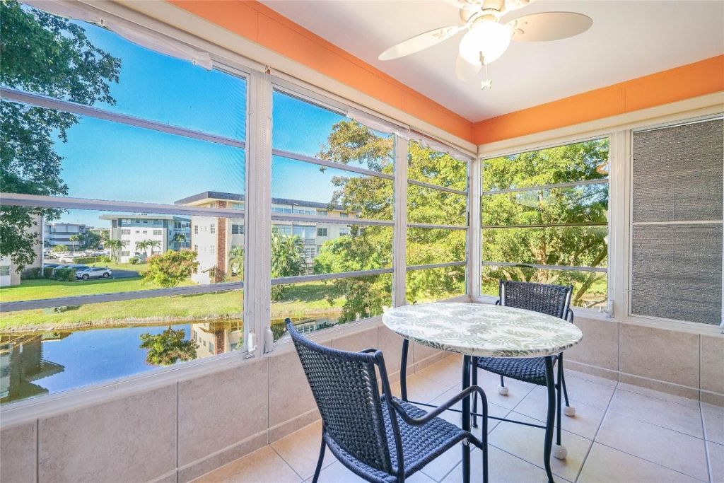 2951 NW 46th Avenue, Unit 310, Lauderdale Lakes, FL 33313 Photo