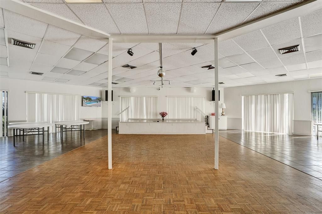 2951 NW 46th Avenue, Unit 310, Lauderdale Lakes, FL 33313 Photo