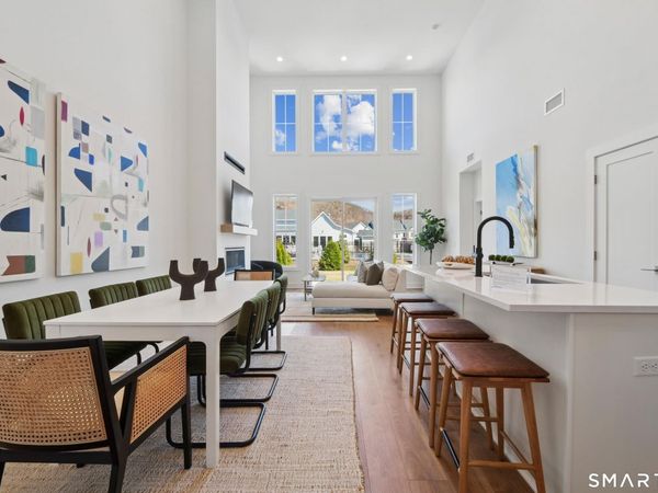 5 Edgewood, Unit 25, Woodbridge, CT 06525