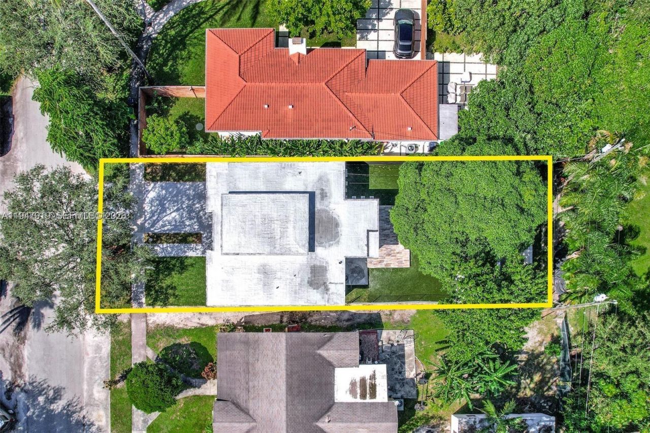 311 NE 90th St , El Portal, FL 33138 Photo