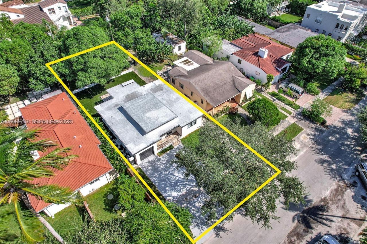 311 NE 90th St , El Portal, FL 33138 Photo