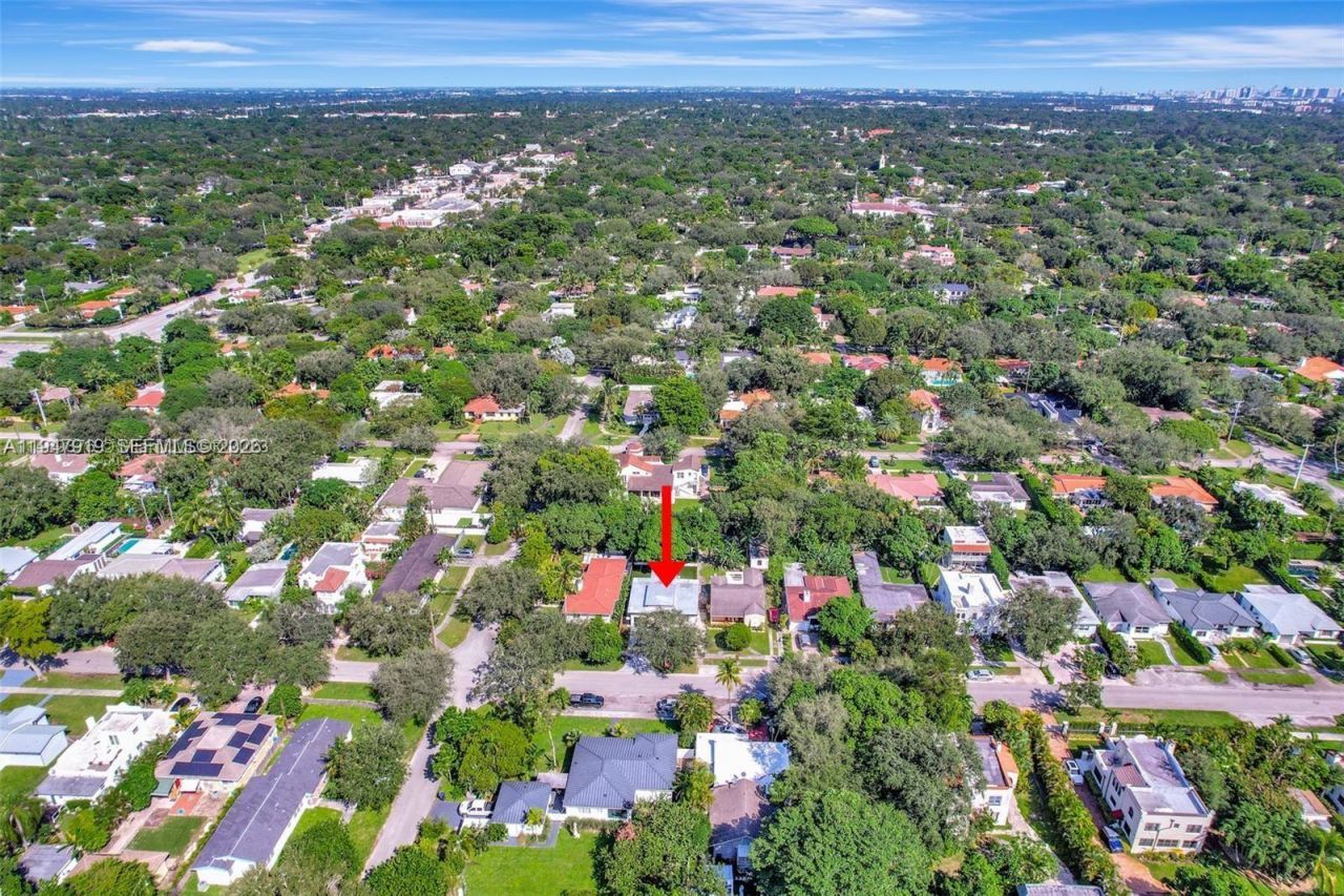 311 NE 90th St , El Portal, FL 33138 Photo