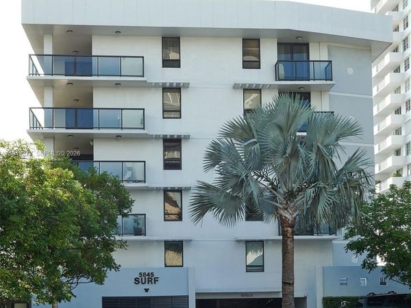 5845 Collins Ave, Unit 304, Miami Beach, FL 33140